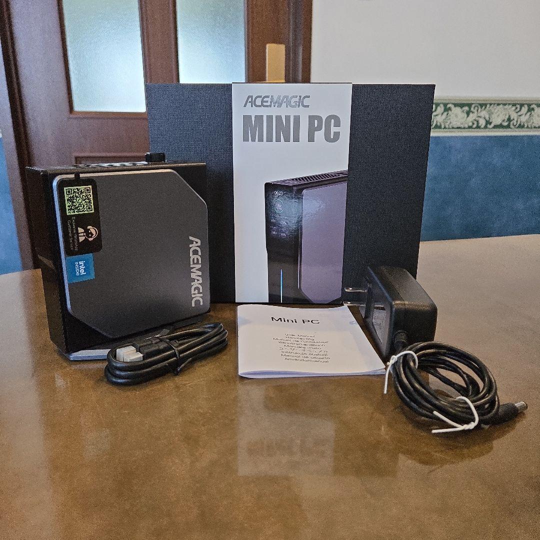 ACEMAGIC ミニpc 【LCDスクリーン付き】 ACEMAGIC S1 - A Processor N95 mini PC with a built-in LCD