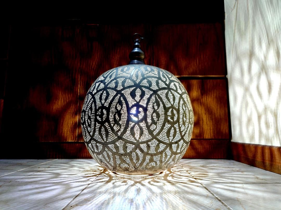 ペンダントランプ　球型　メタル　シルバー ペンダントランプ 半球 削りだし 銀ムラ｜FUTAGAMIオンラインショップ