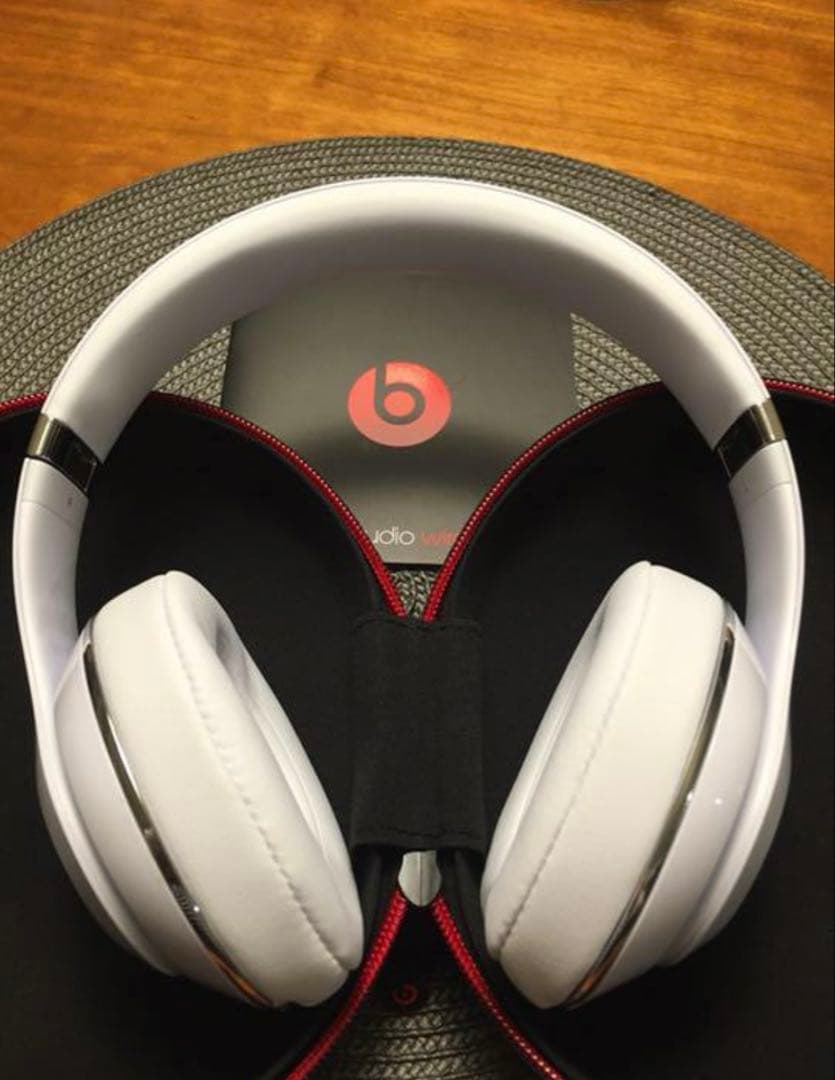 Beats Wireless ヘッドホン ホワイト Beats by Dr. Dre Studio Pro Wireless Headphones (Matte White