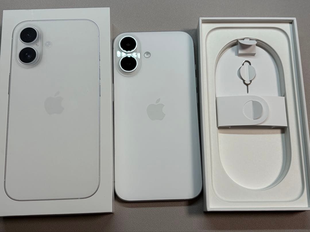 iPhone16 128GBホワイトSIMフリー iPhone 16 128GB ホワイトを購入 - Apple（日本）