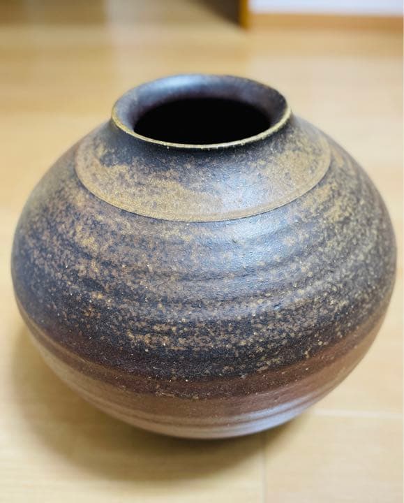 備前焼 柴岡陶泉堂 香山 壺 花入 花器 花生 共箱 真作保証 - メルカリ