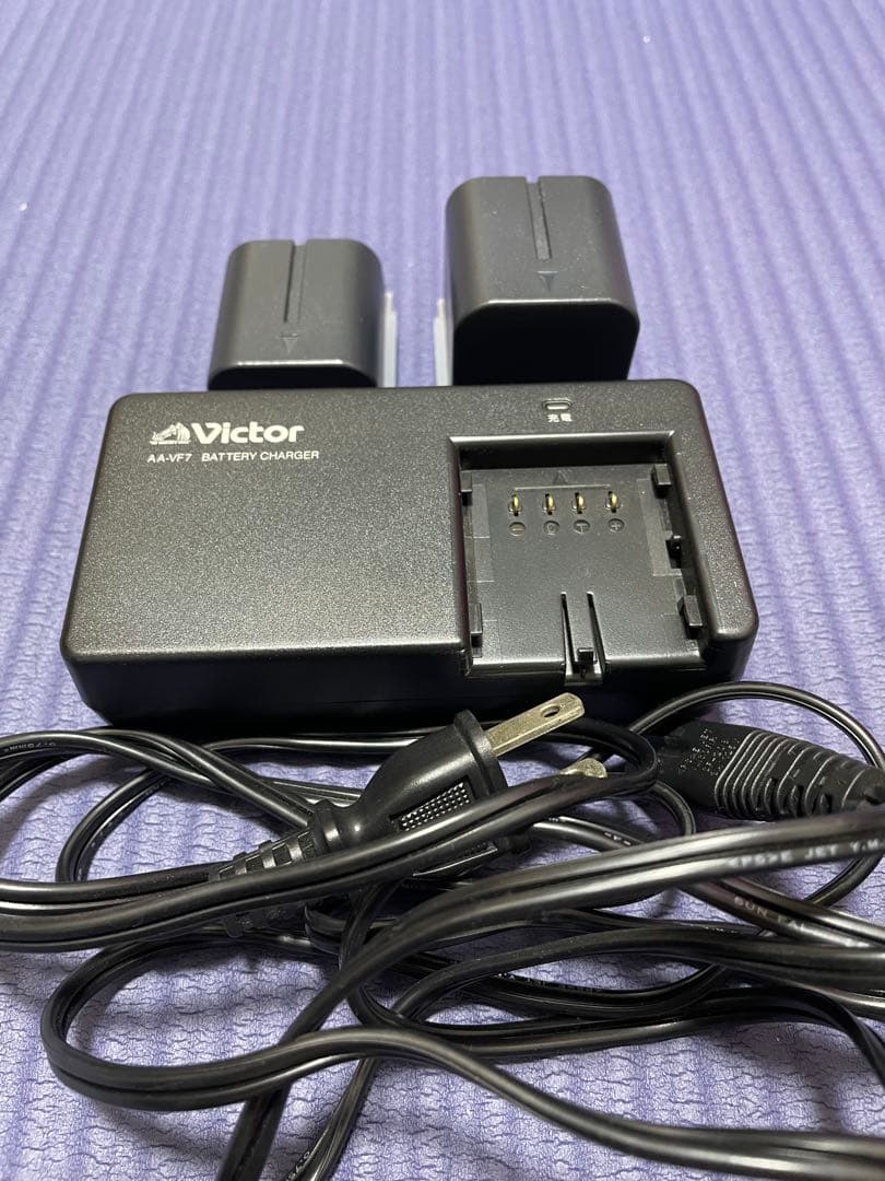 Victor Everio 5メガピクセル HDD 30GB 本体 - メルカリ