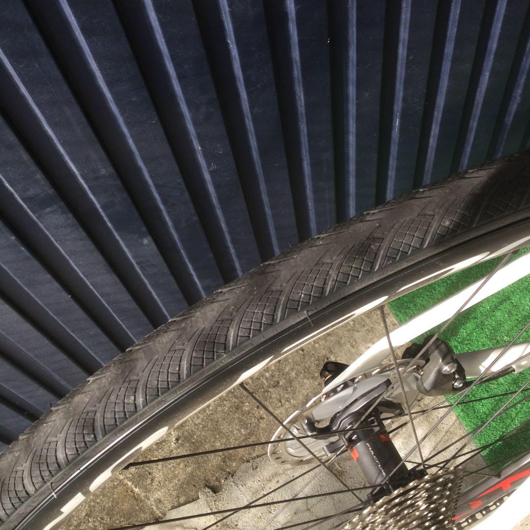 FOCUS ロードバイク ホワイト フルクラムホイール 引き取り限定 - メルカリ