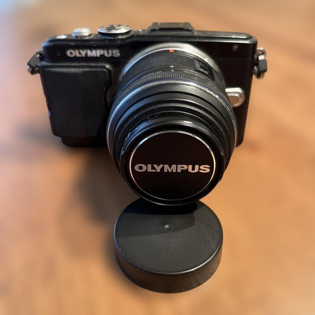 OLYMPUS PEN Lite E-PL5 ミラーレスカメラ OLYMPUS PEN オリンパス ミラーレス Lite E-PL5 レンズキット シルバー