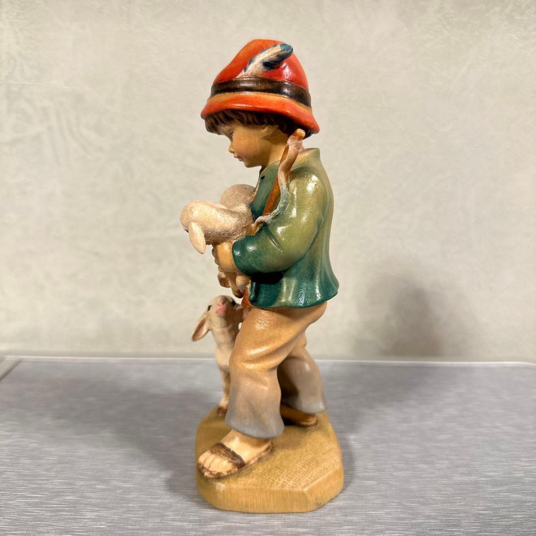 イタリア Conrad Moroder社 木彫り人形 写真追加しました - メルカリ