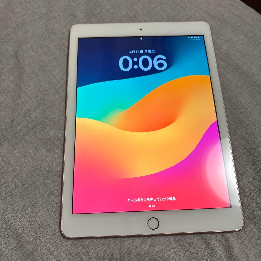 iPad第6世代　128GB Restored Apple iPad 6th Gen 128GB Wi-Fi, 9.7in - Space Gray