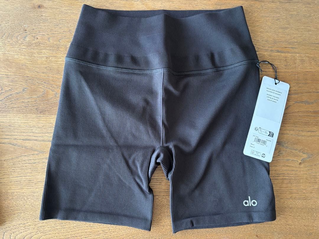 Alo Yoga 5’’seamless Ribbed Short新品未使用 5