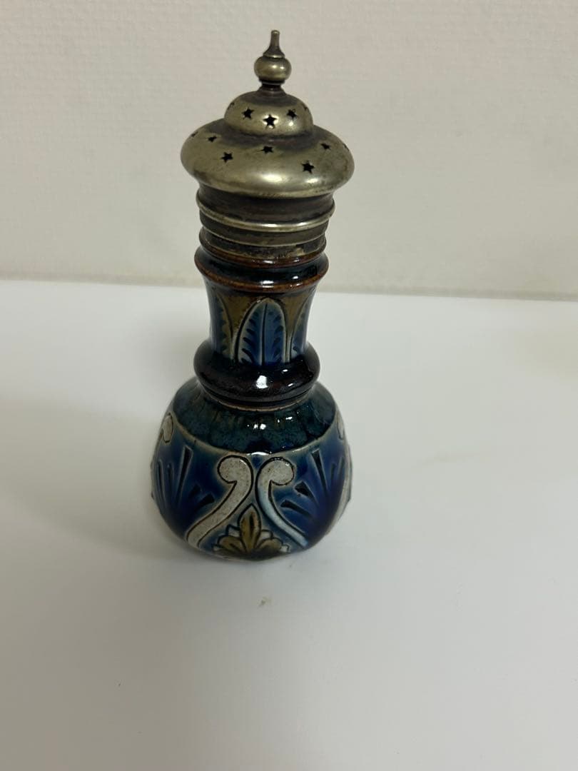 ドールトン・ランベス・ストーンウェア　エステティック・クルエットセット1882年