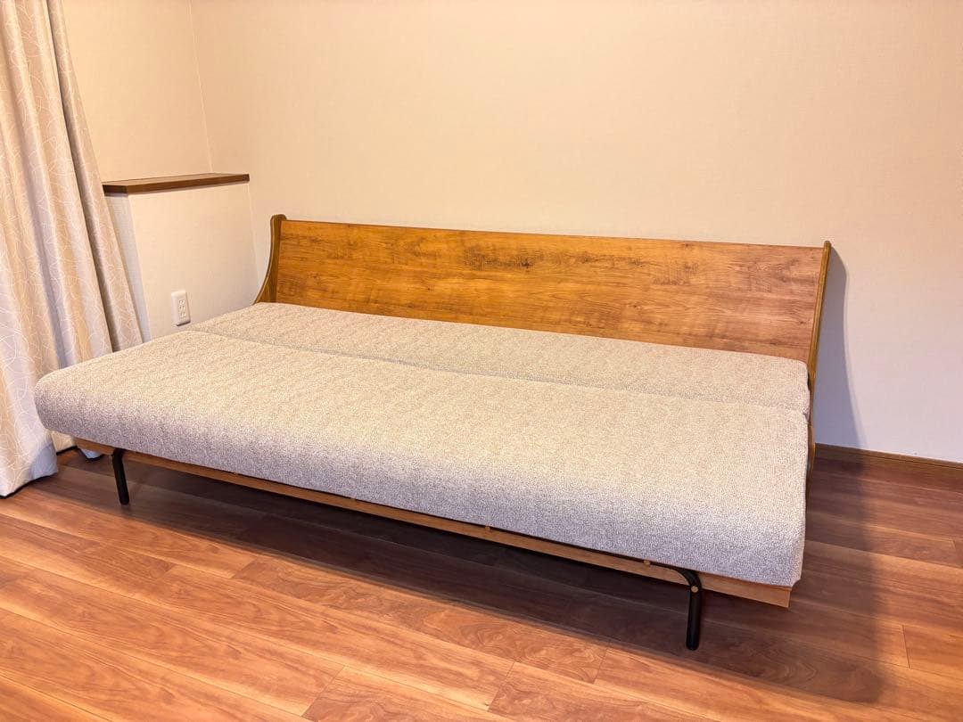 【ピロシキ】アクメファーニチャー