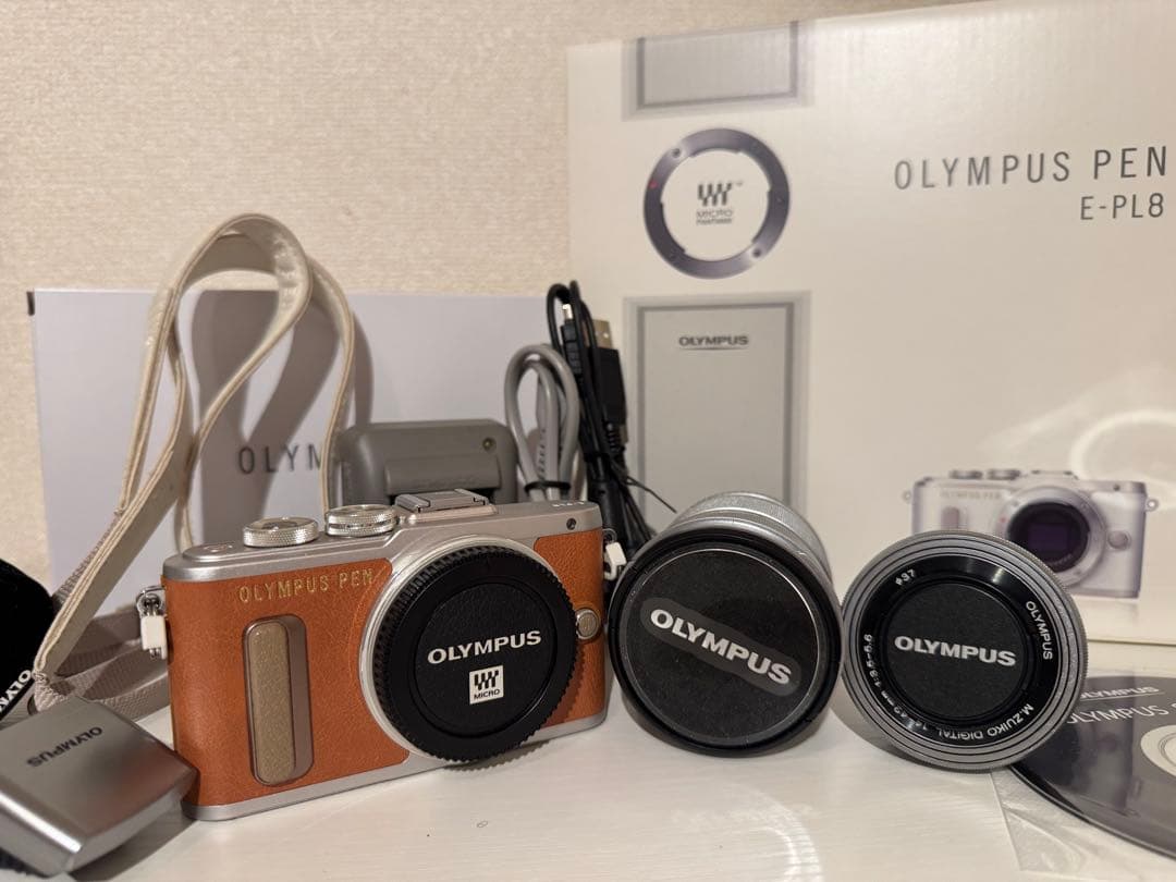 美品！OLYMPUS PEN E-PL8 ダブルズームキット Amazon | OLYMPUS ミラーレス一眼 E-PL8 EZ ダブルズームキット