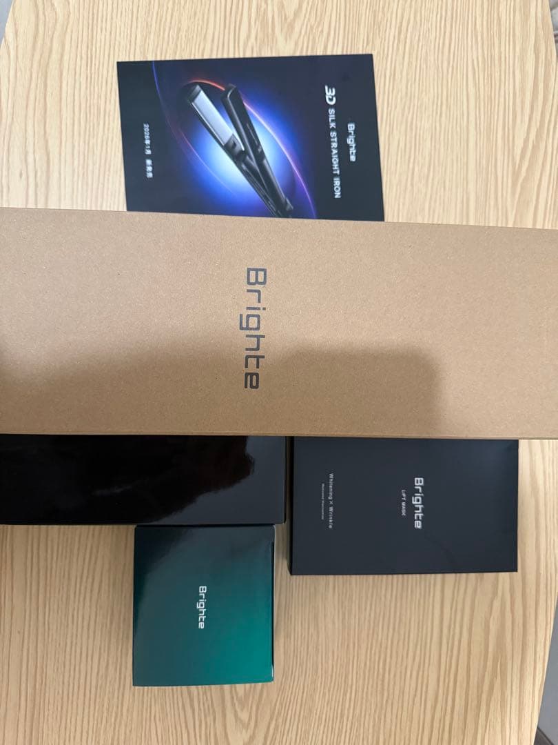 【新品・未開封※1/23まで値下げ】Brighte 3D ストレートヘアアイロン ブライト 3D シルク ストレートアイロン Brighte SILK STRAIGHT IRON