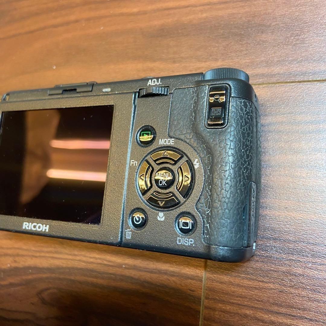 RICOH GR DIGITAL Ⅱ デジカメ ほぼ新品 4936 - メルカリ