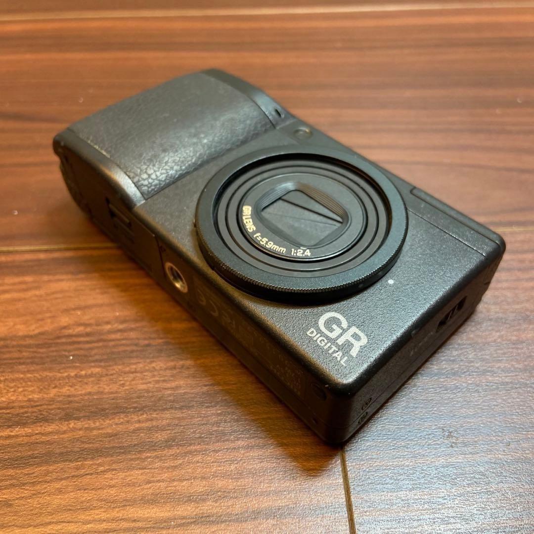 RICOH GR DIGITAL Ⅱ デジカメ ほぼ新品 4936 - メルカリ