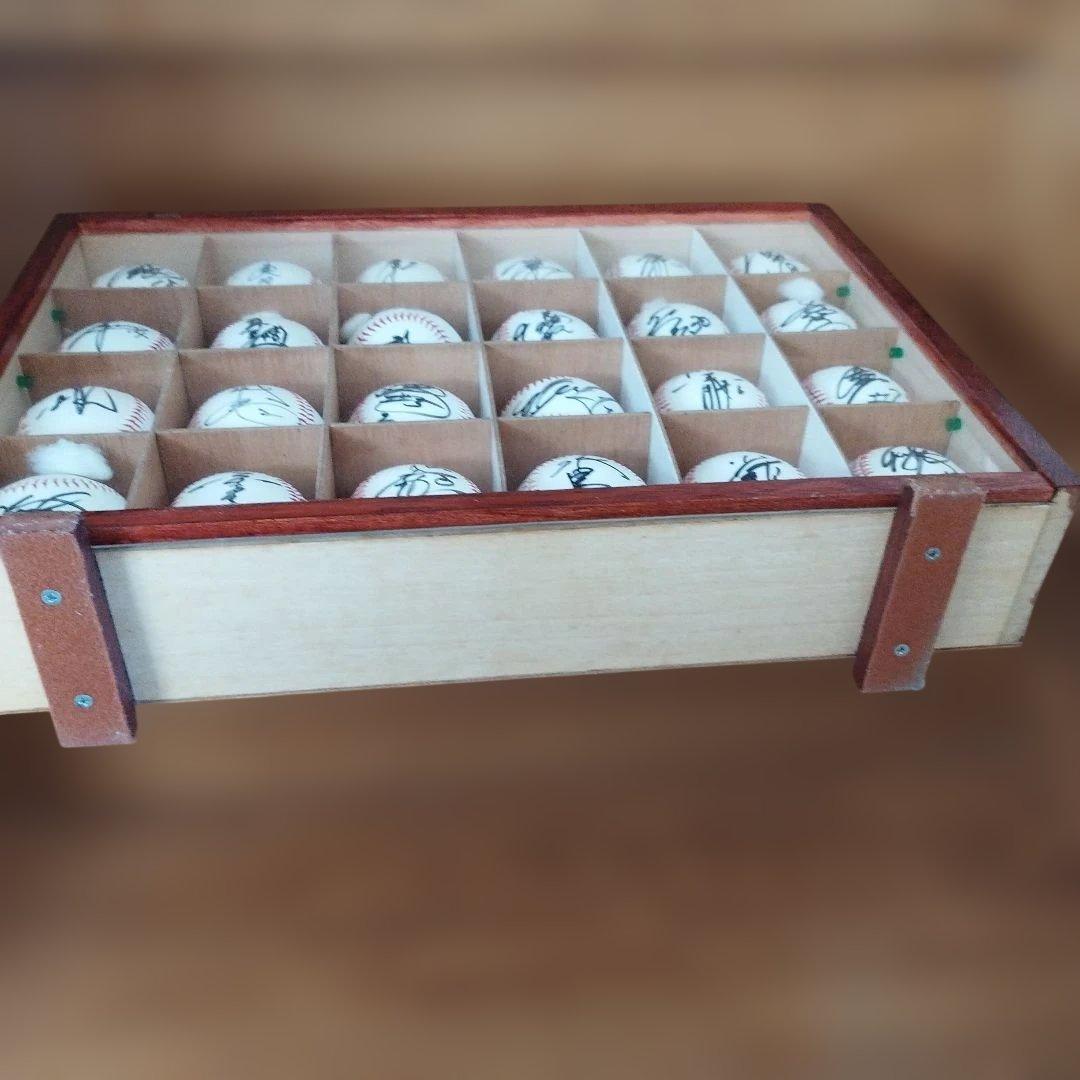 NPB選手サインボール24個セット+自家製アクリルボールケース - メルカリ