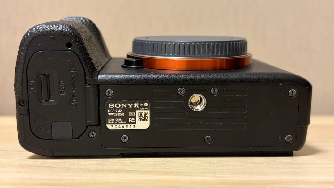 美品)SONY α7 II（ILCE-7M2） シャッター数少 バッテリー3個