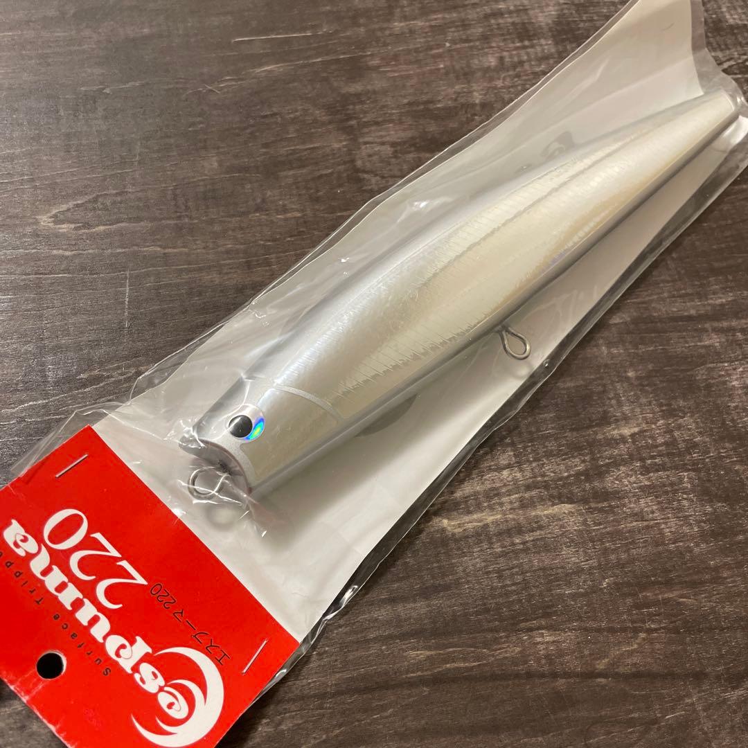 エスプーマ220　オールシルバー　フィッシュトリッパーズヴィレッジ　f923 エスプーマ220 オールシルバー フィッシュトリッパーズヴィレッジ f923