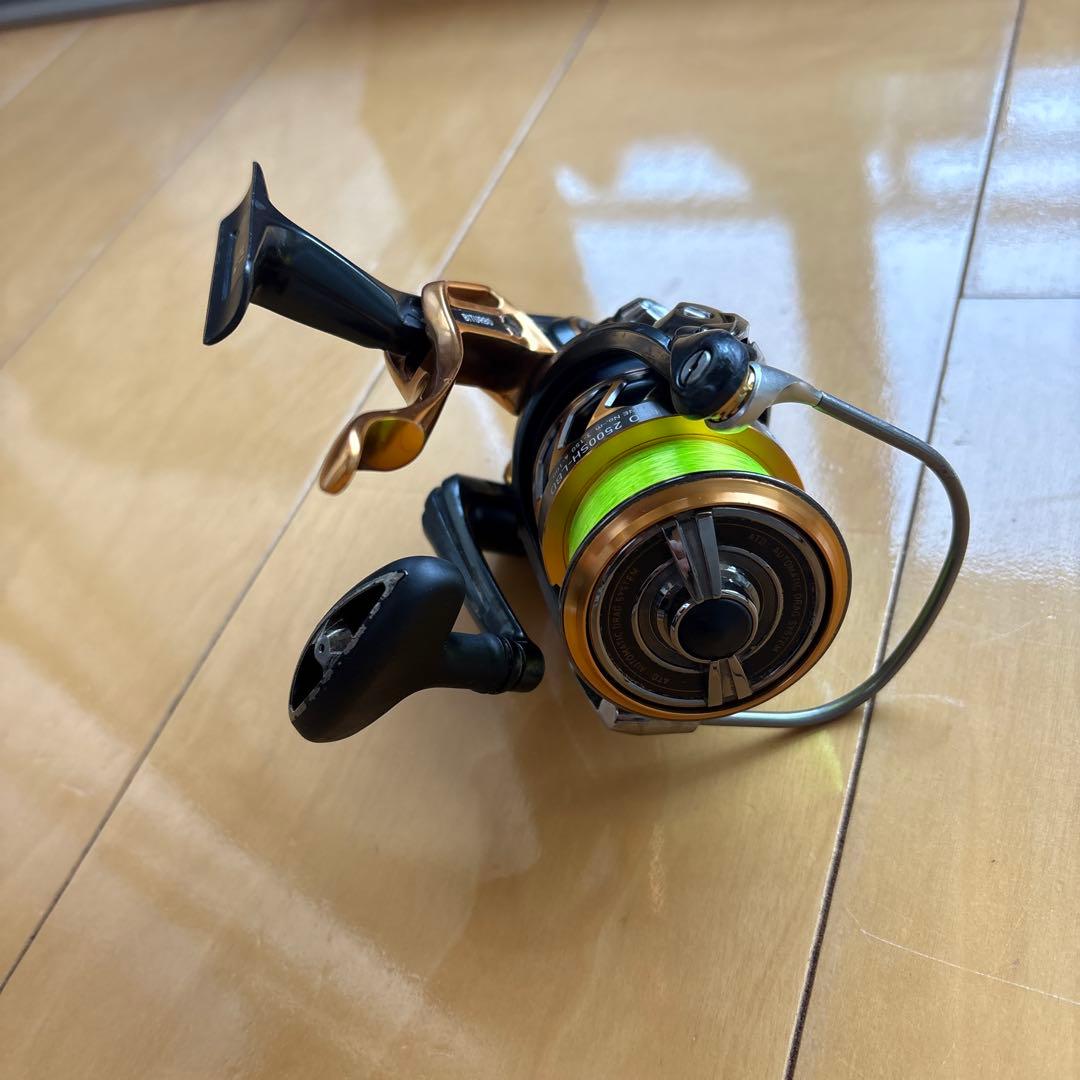 18 トーナメント磯 2500LBD メーカーオーバーホール済み タイムセール