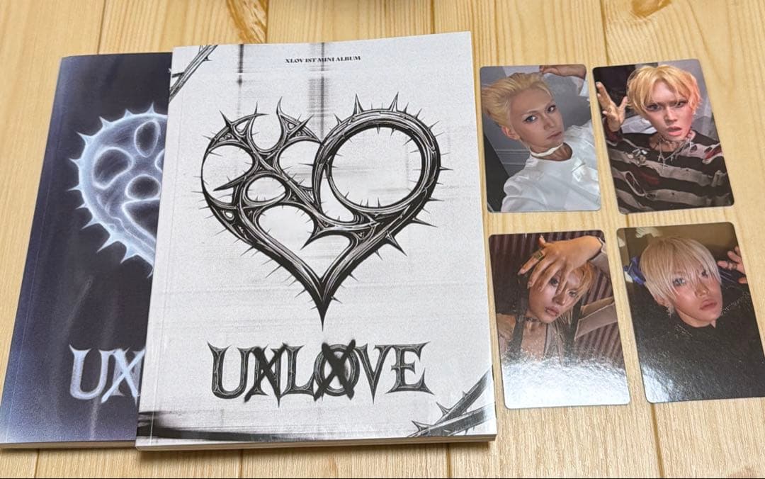 XLOV UXLXVE アルバム ヒョントレカ - メルカリ