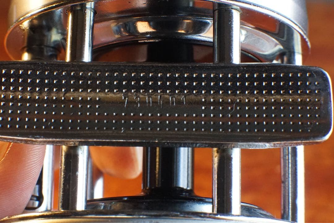 ABU アンバサダー 5500C ビッグA メンテ済 フレーム修正済 - メルカリ