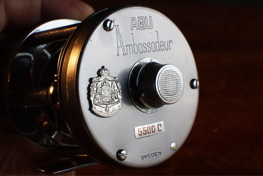 ABU アンバサダー 5500C ビッグA メンテ済 フレーム修正済 - メルカリ