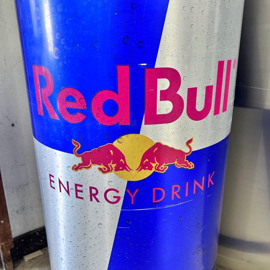5218 非売品 Red Bull 缶型 冷蔵庫 フェス キャスター付き - メルカリ