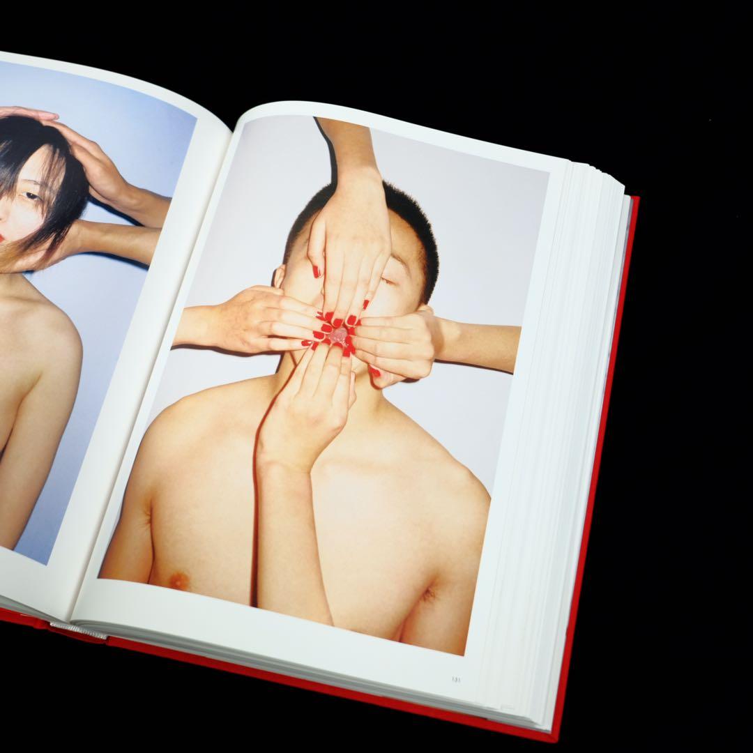 絶版　任航 Ren Hang 写真集 TASCHEN Dian Hanson