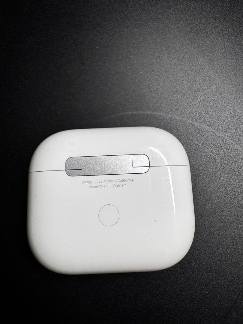 AirPods 第三世代 充電ケースのみ - メルカリ