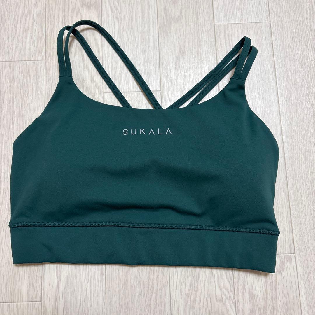 SUKALA グリーン トップス - メルカリ
