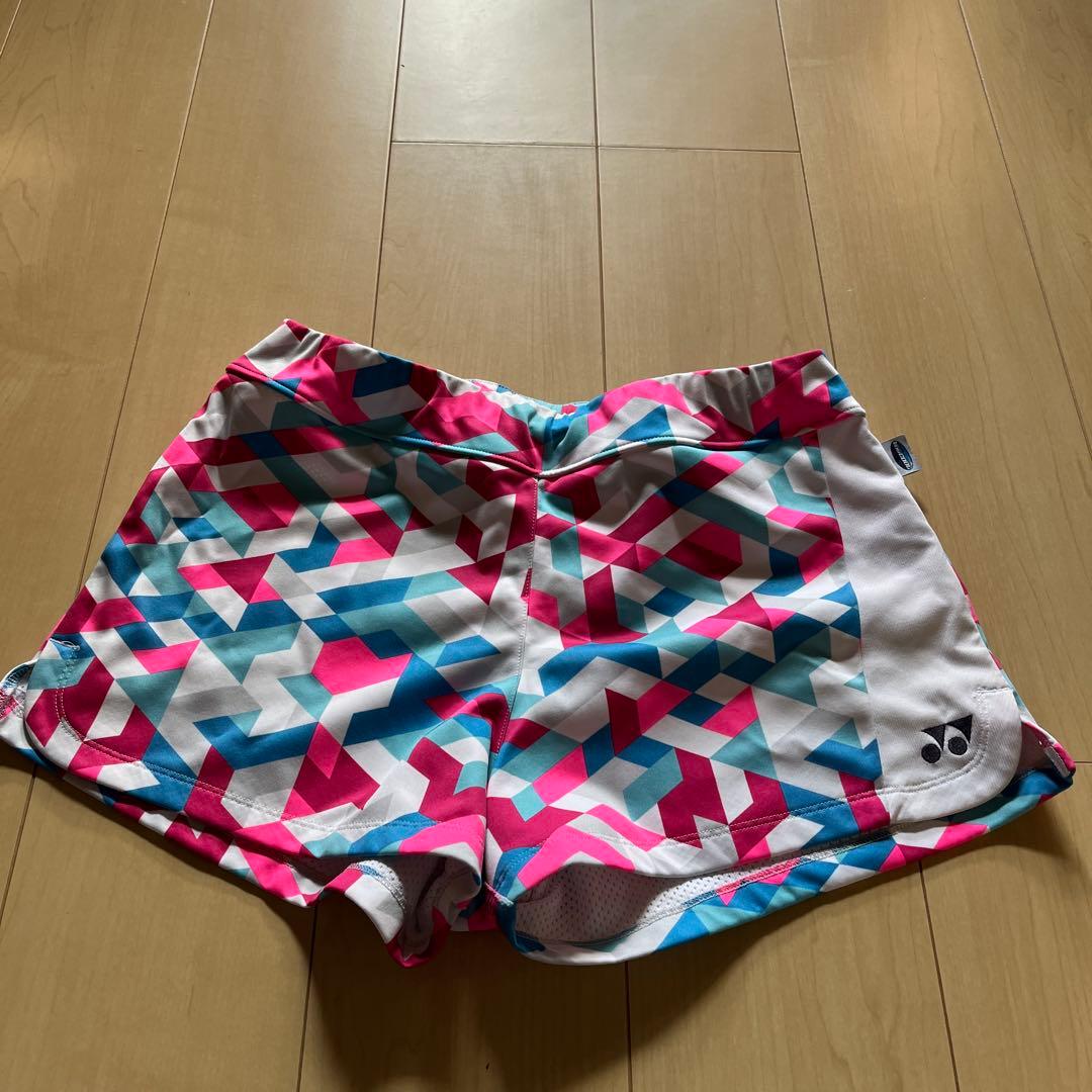 YONEX 幾何学模様 ハーフパンツ XO - メルカリ