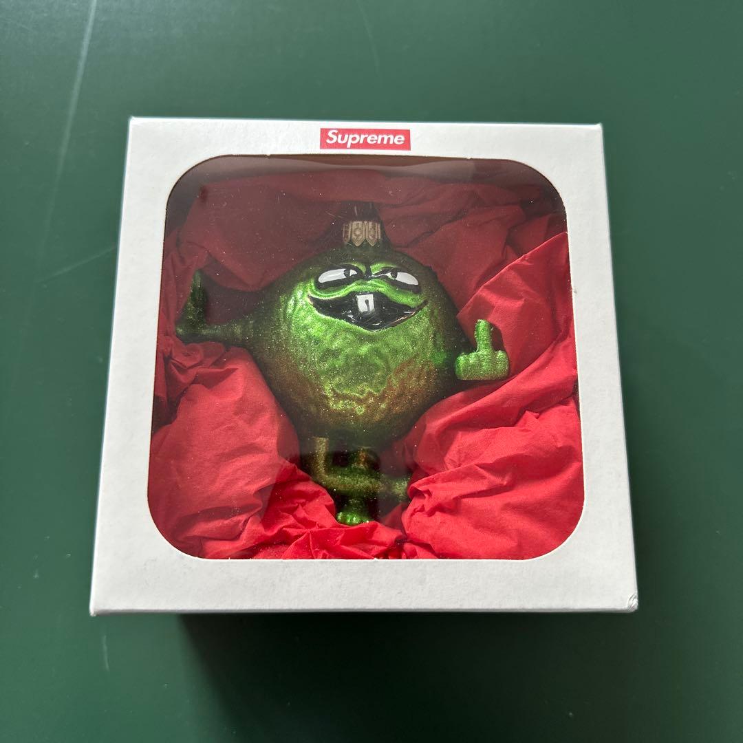 supreme オーナメント　ポーランド製　カマチョ　camacho レア Supreme Camacho Ornament カマチョ オーナメント - メルカリ