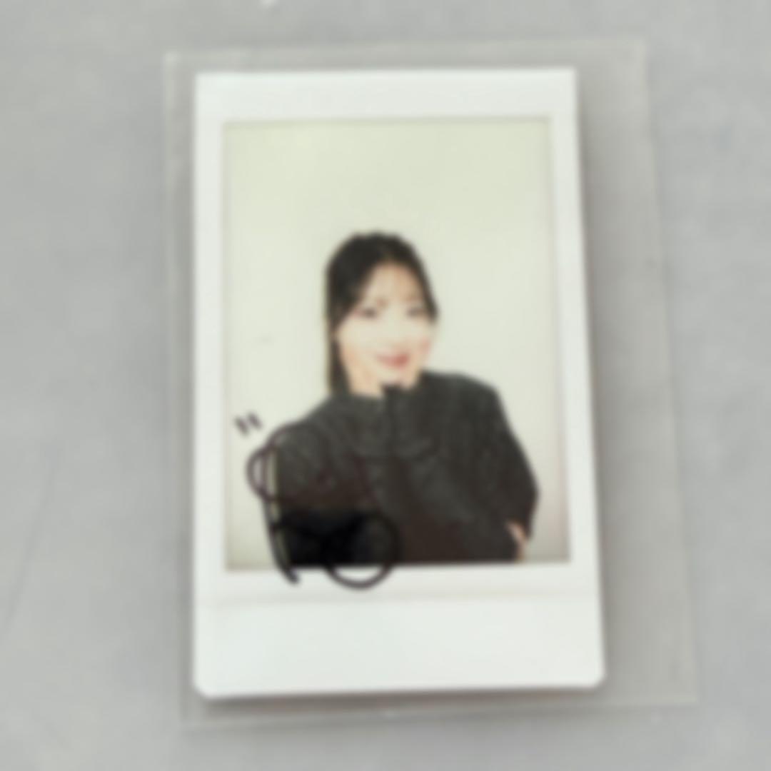 Rocket Punch ユンギョン サイン入り チェキ ポラロイド - メルカリ