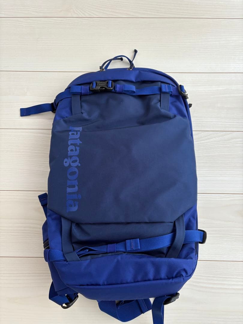 パタゴニア スノードリフター リュック20l - メルカリ