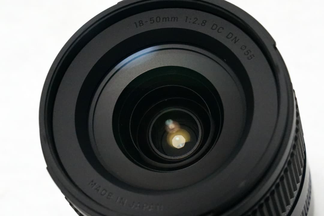 美品 SIGMA 18-50mm f/2.8 DC DN 55mm Eマウント Amazon.co.jp: シグマ(Sigma) レンズ 18-50mm F2.8 DC DN Sony ソニー
