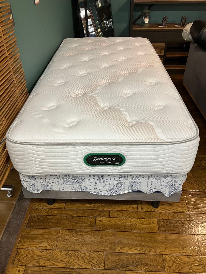 SIMMONS Executive New Fit シングルマットレス 展示品 Beautyrest executive New Fit（シングル）の通販 / マスターウォール