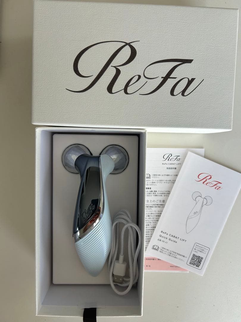 ReFa CARAT LIFT リファカラットリフト EMS 新品同様 時間の流れに、しなやかに立ち向かえ。EMSのリフティング※1×ローラーの