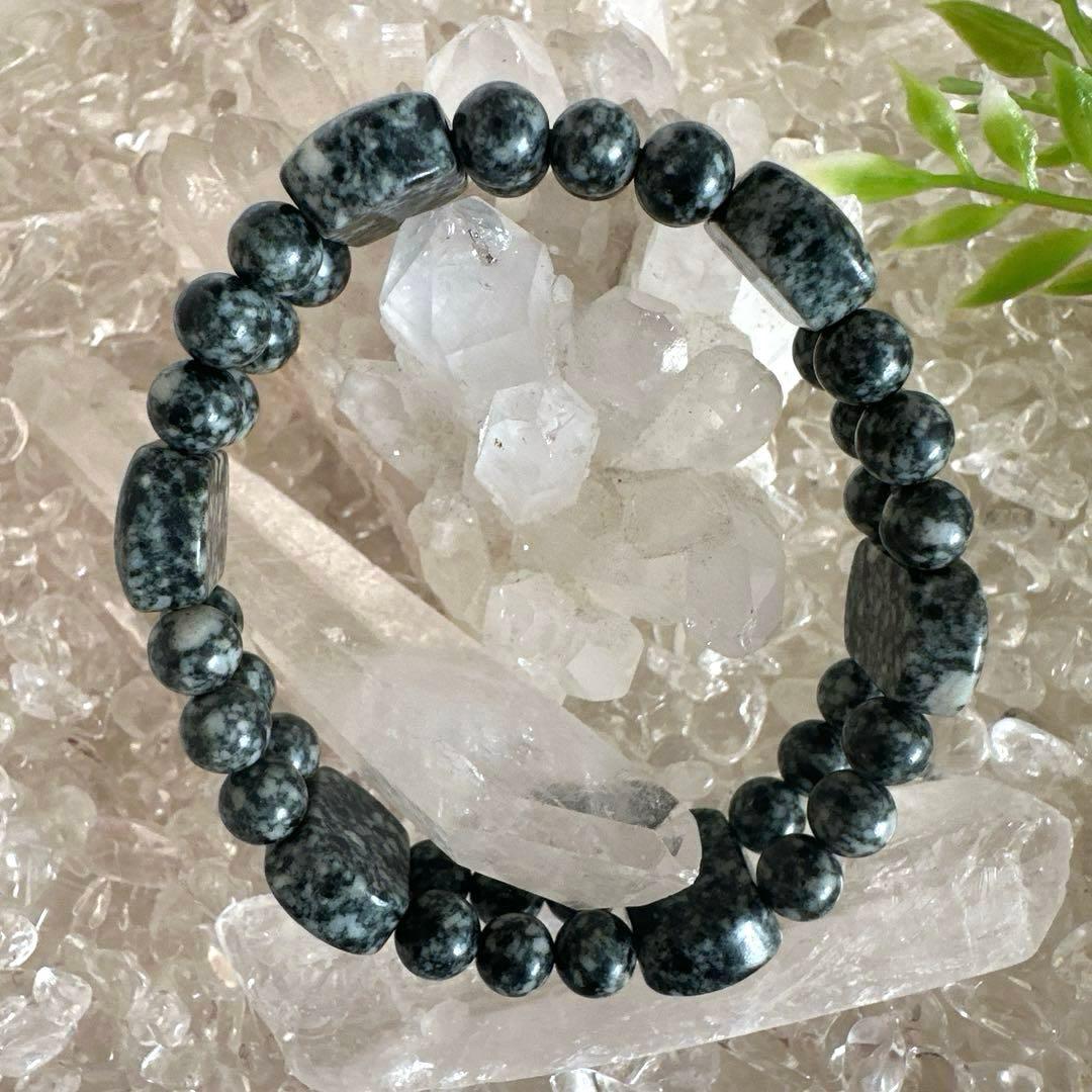 遠野霊石】龍神スペシャルバングル｜超高波動・幸運を引き寄せる神石