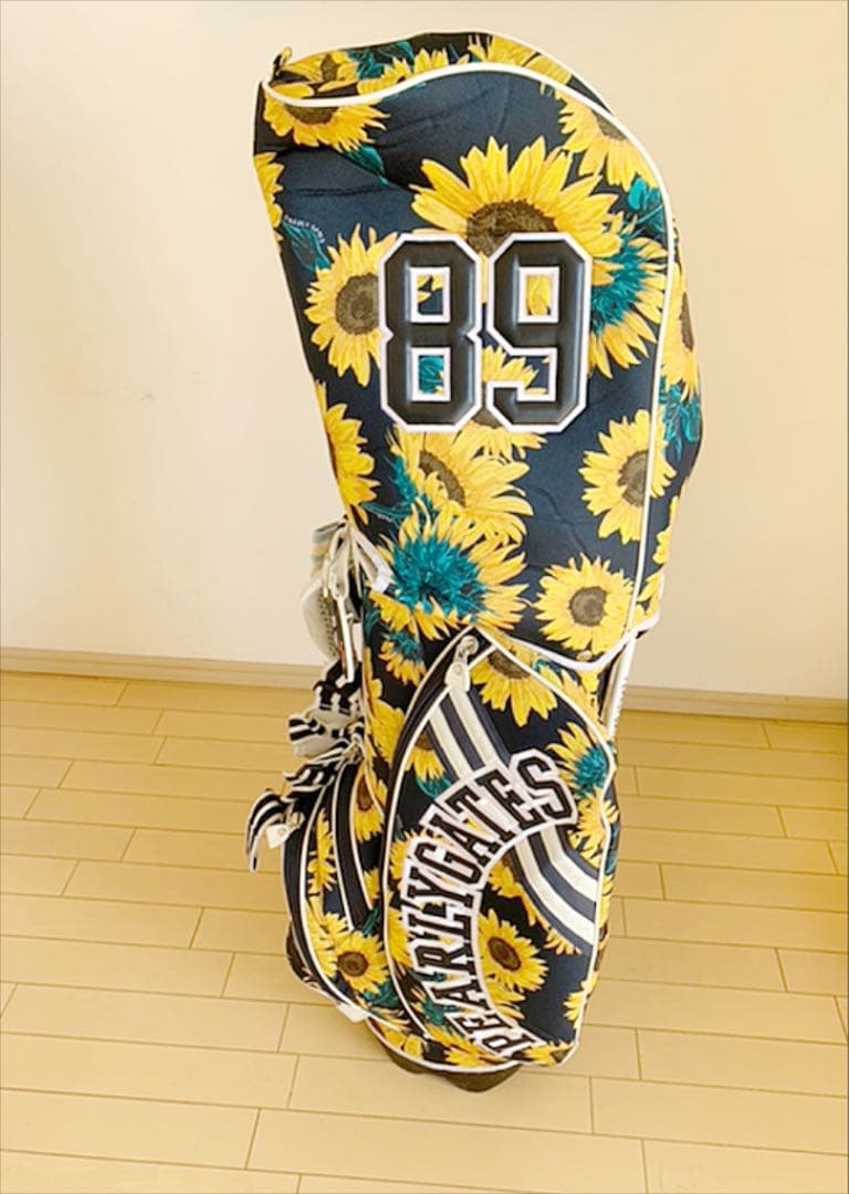 パーリーゲイツ ひまわりのキャディバック&ヘッドカバー3個 - メルカリ