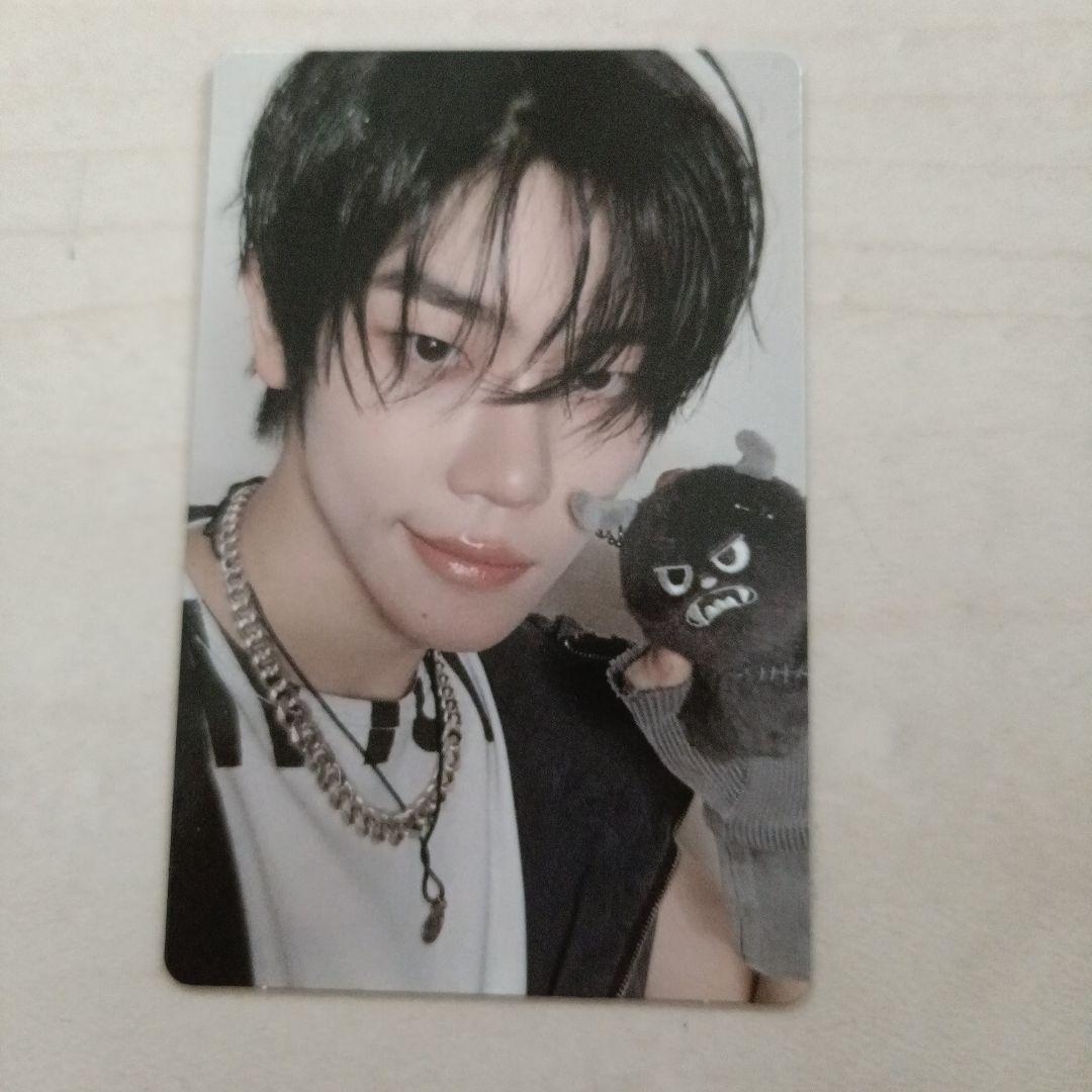 クルユア ヨジュン blackout クルティン CLOSE YOUR EYES - メルカリ