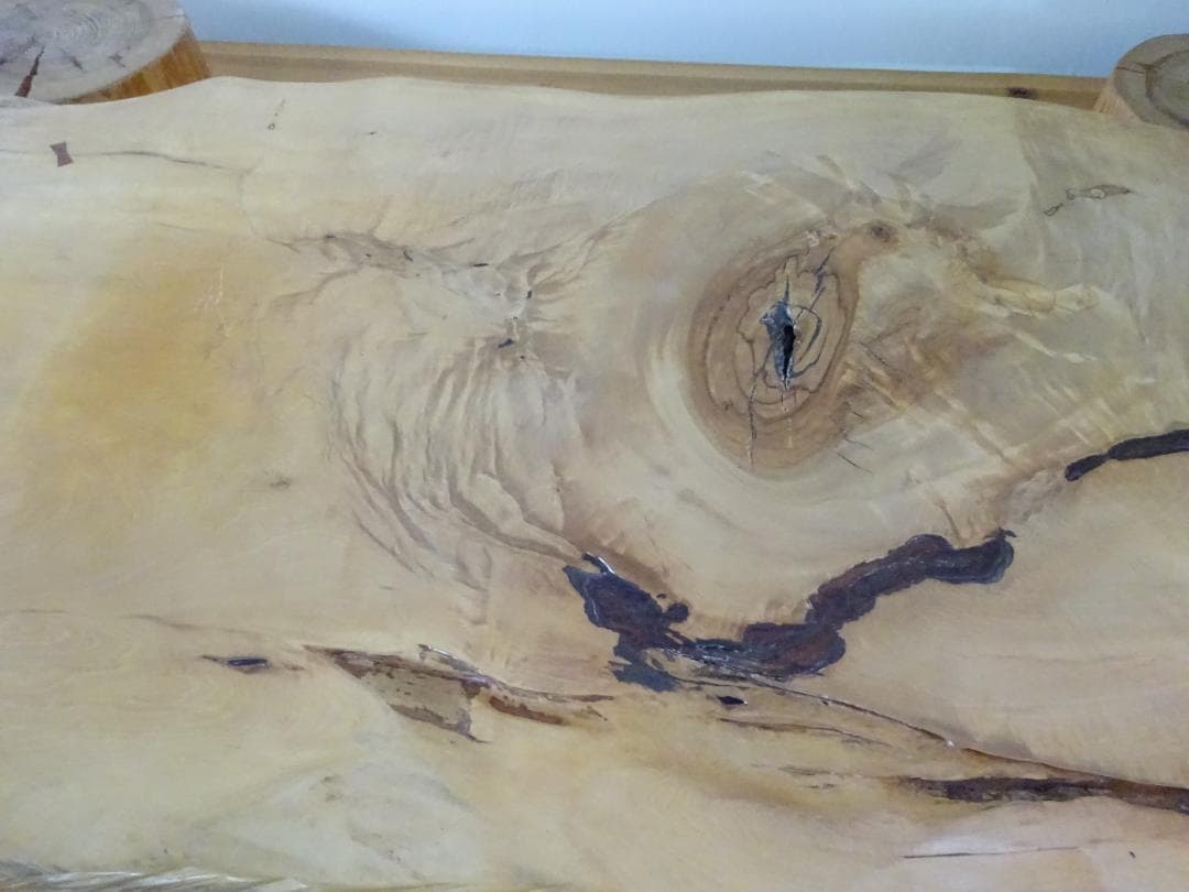 栃（トチ）材 一枚板 ダイニングテーブル 脚/杉材 ハーフログ材 半丸太