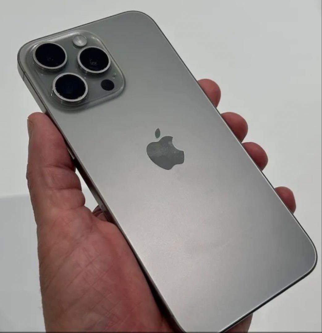 Apple iPhone 14 Pro MAXシルバー 本体 - メルカリ