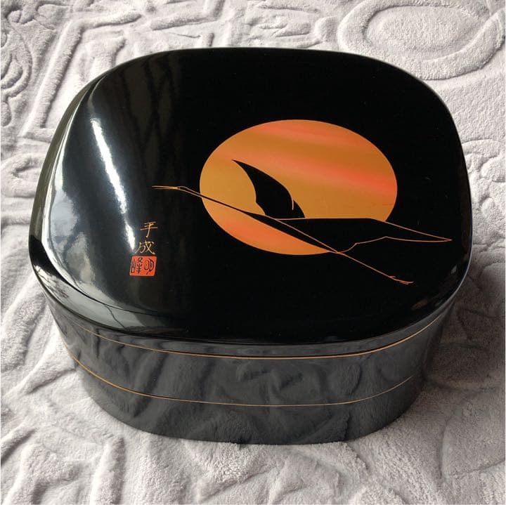 漆器 お重箱 みよし漆器本舗 紀州塗り 重箱 3段 6寸 三段 水玉 仕切り 入子付き 白