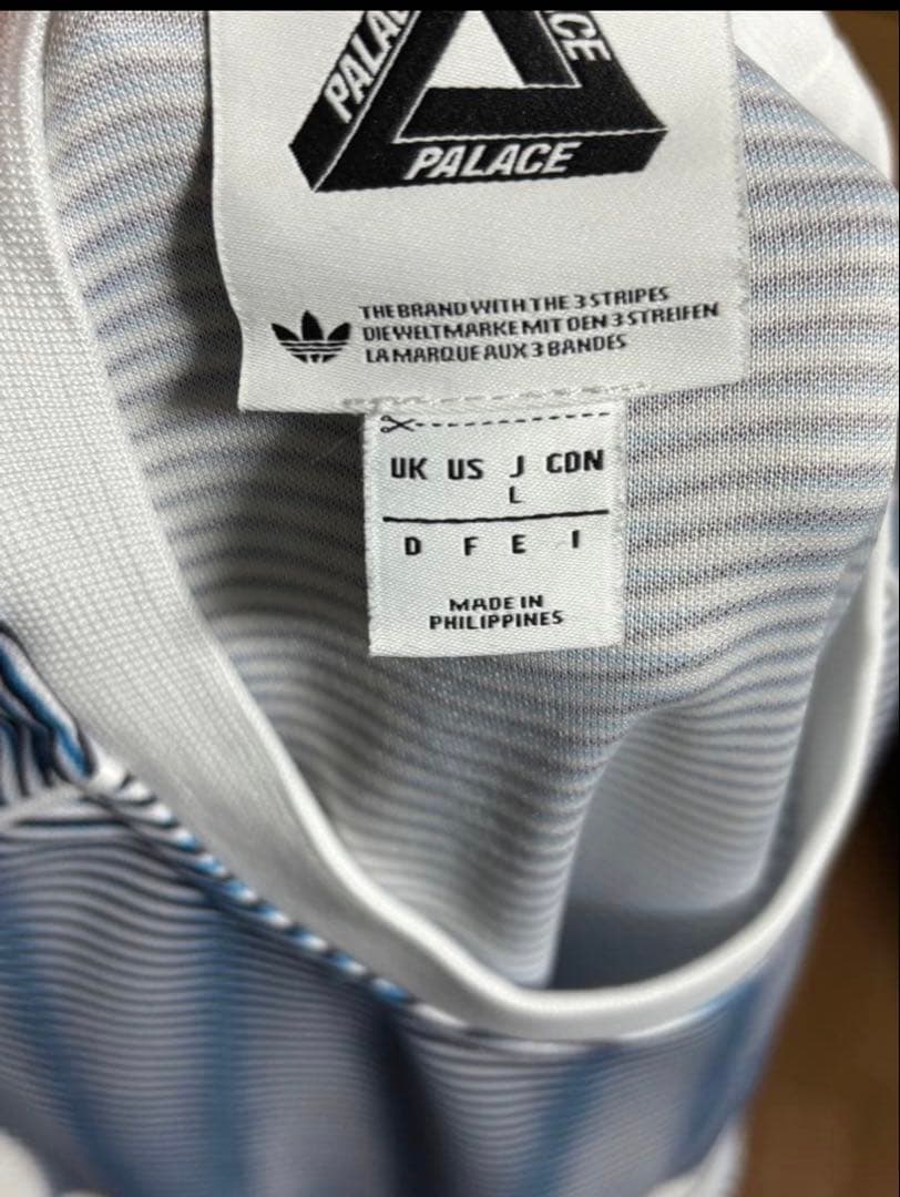 Adidas ✖︎ Palace ロンT - メルカリ