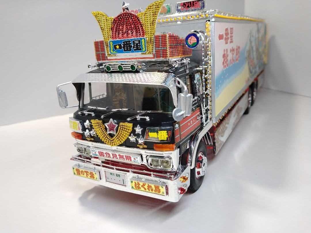 トラック野郎 一番星 ☆男一匹桃次郎 プラモデル【完成品】 - メルカリ
