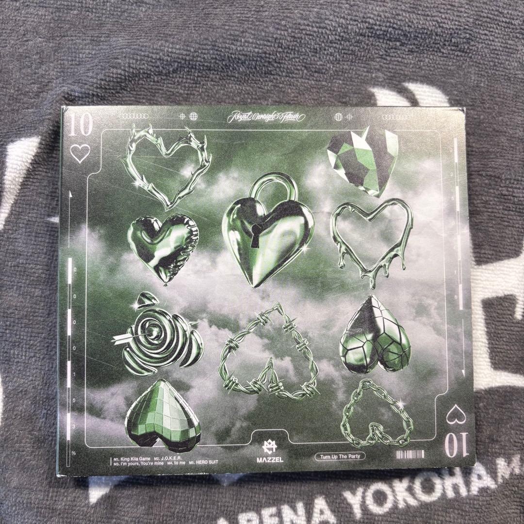 MAZZEL Royal straight flush LIVE盤【即購入可】 - メルカリ