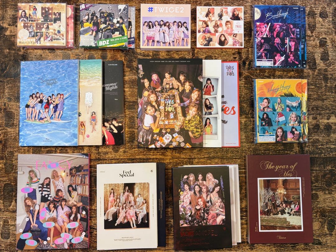 TWICE アルバム・トレカセット - メルカリ