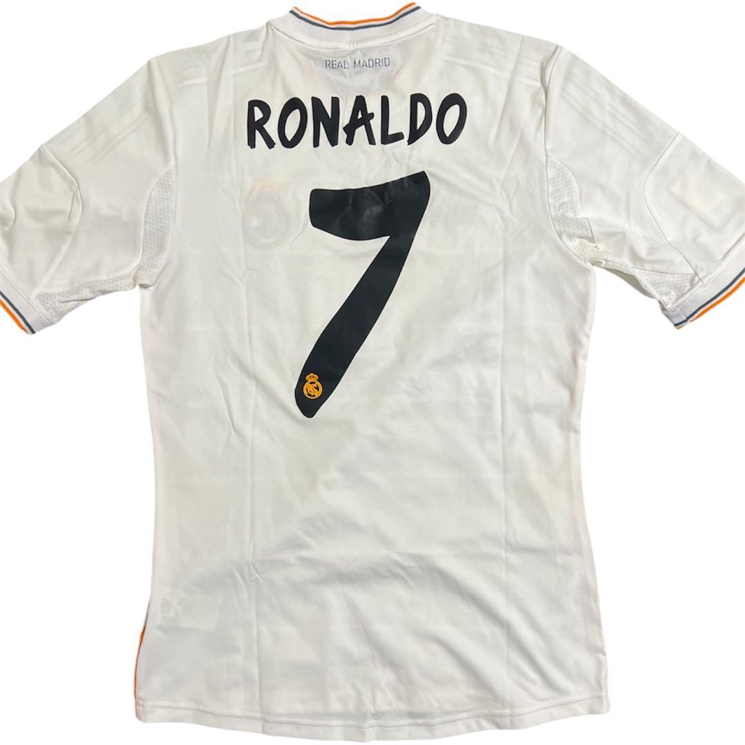 クリスティアーノ・ロナウドrealmadridホームユニフォーム2013-14