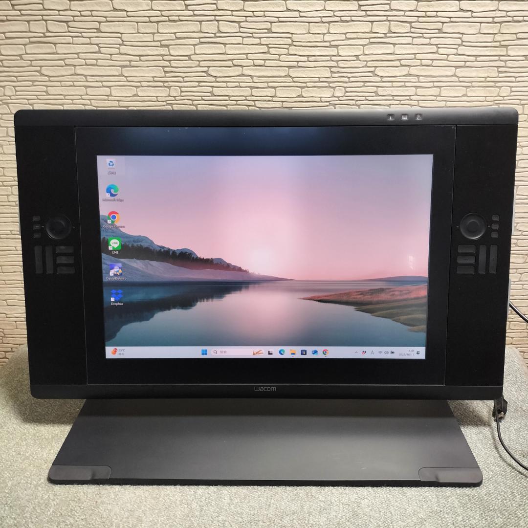 Wacom ワコム Cintiq 24HD DTH-2400 液晶タブ ワコム Cintiq 24HD DTK-2400/K0 価格比較 - 価格.com