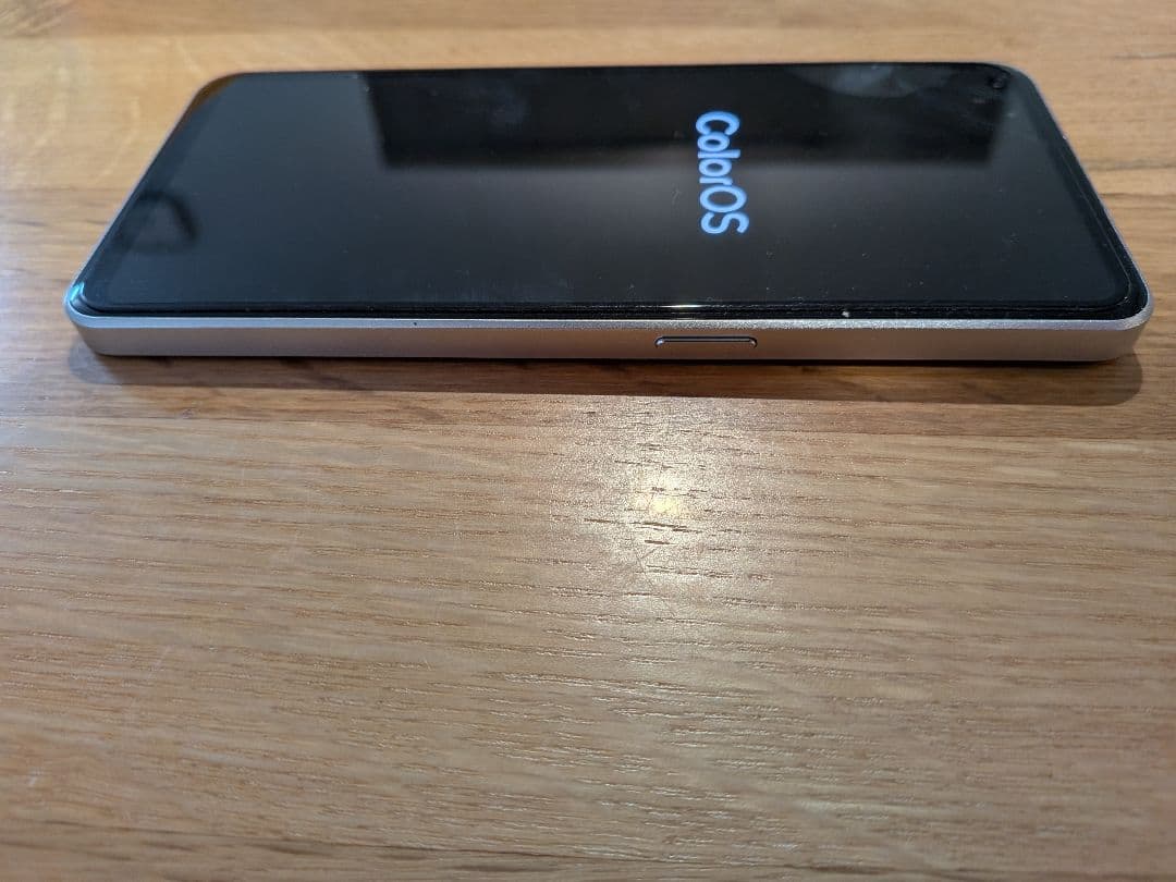 OPPO Reno 9a 本体 ムーンホワイト 画面ヒビ有 - メルカリ