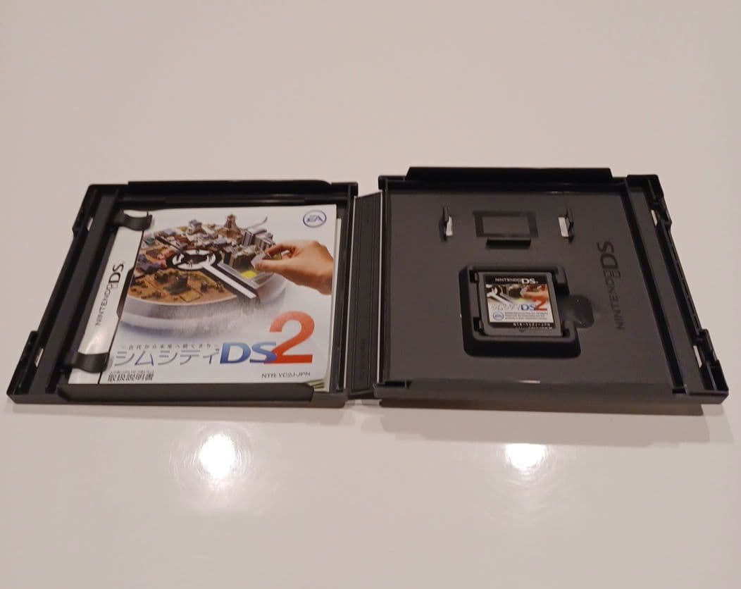 ニンテンドーDS LITE ソフト5本セット 年賀オリジナル 赤 非売品