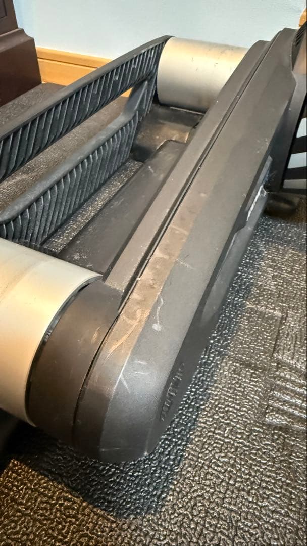 バ*薇様 Wahoo KICKR ROLLR 純正マット付き - メルカリ